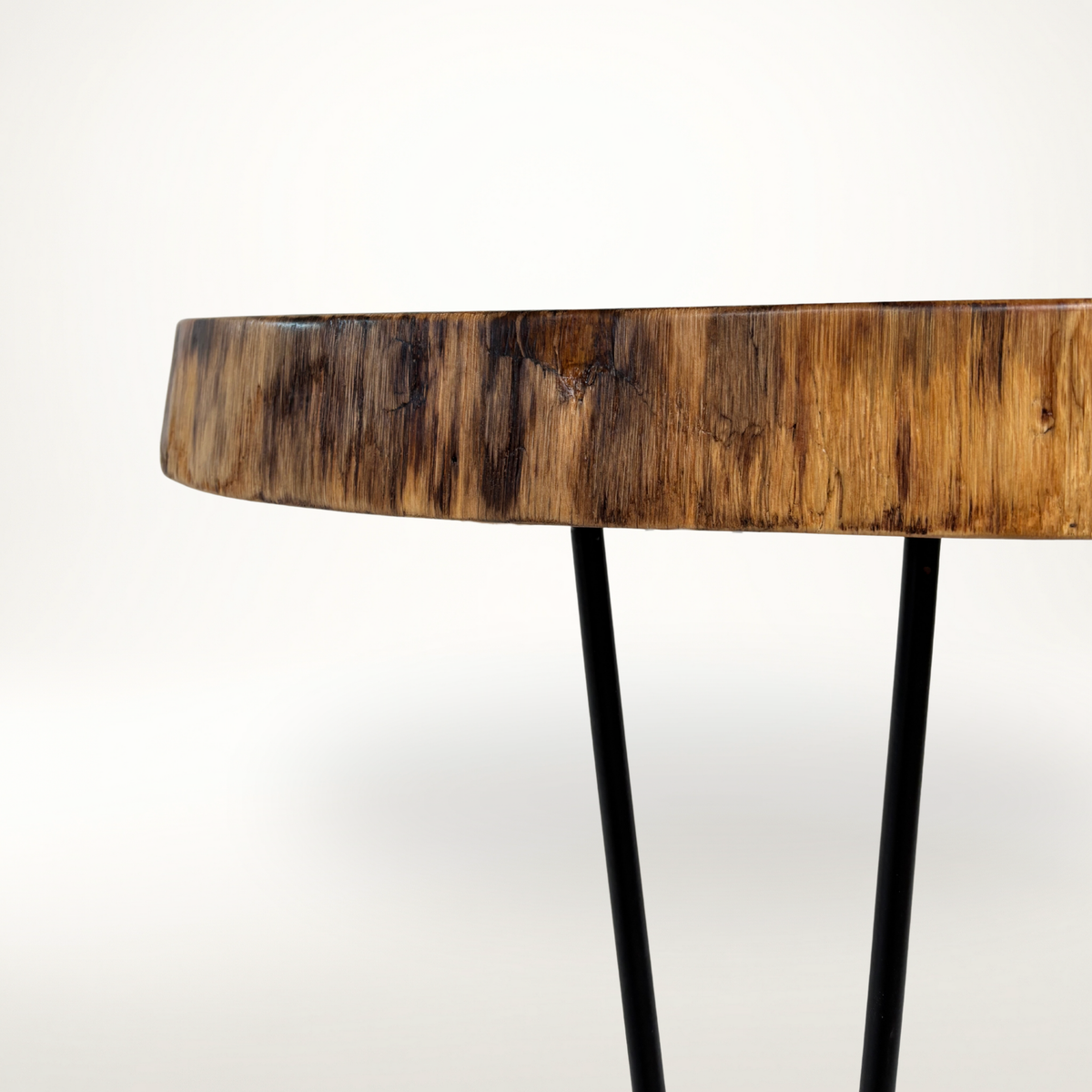 AX359 tölgy dohányzóasztal 83cm